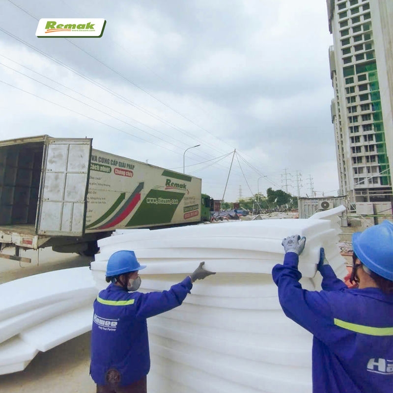 Tấm xốp pe có trọng lượng nhẹ, dễ vận chuyển