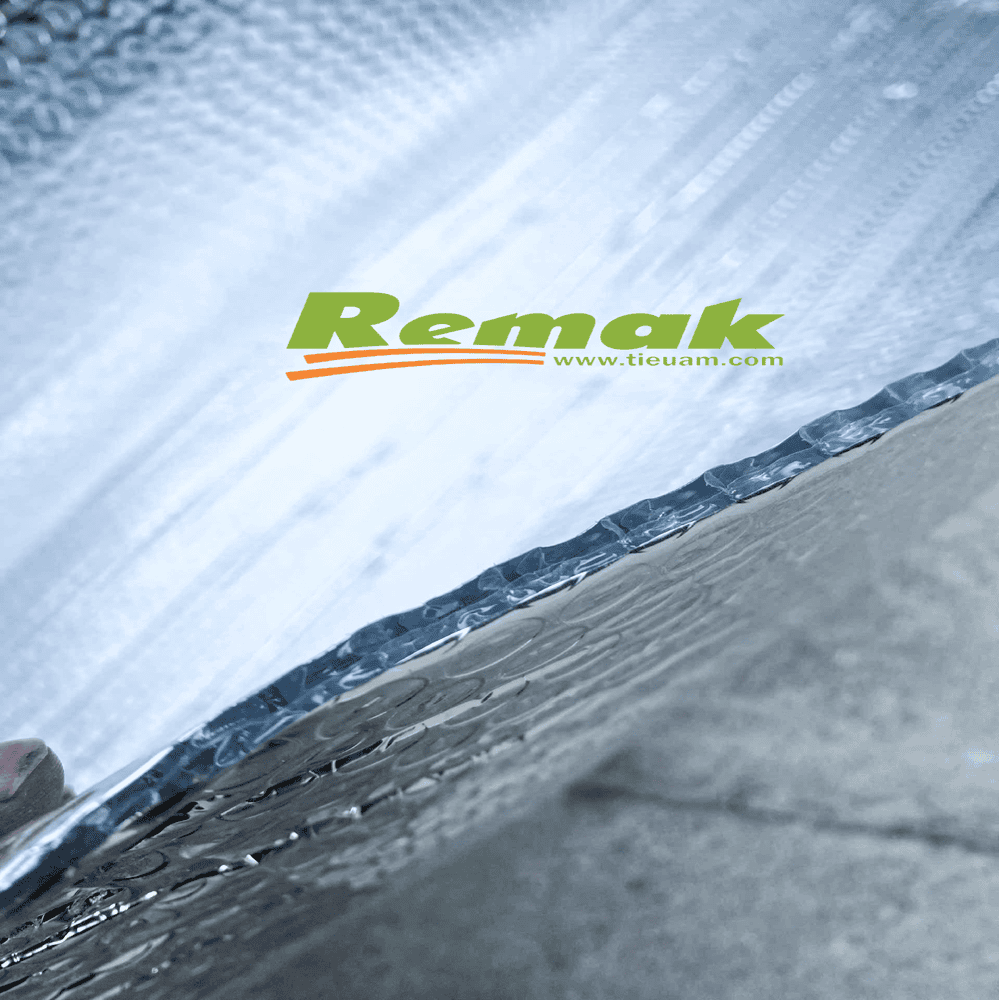 4 lý do giúp túi khí cách nhiệt Remak được ưa chuộng trong ngành giao hàng thực phẩm, đồ uống Túi khí cách nhiệt Remak với 2 lớp bạc cách nhiệt hiệu quả