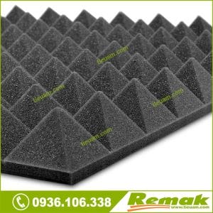 mút gai tiêu âm kim tự tháp