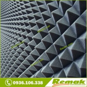 mút gai tiêu âm kim tự tháp