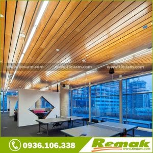 Gỗ Tiêu Âm Trần Fineline Slats Horizontal Gỗ Tiêu Âm Trần Fineline Slats Horizontal