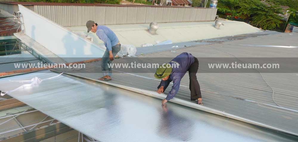 Vật liệu cách nhiệt chống nóng mái tôn, mái nhà năm 2021