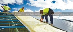 Bạn đã biết cách chống nóng mái tôn hiệu quả và tiết kiệm chưa? vat lieu cach nhiet chong nong mai ton bong thuy tinh