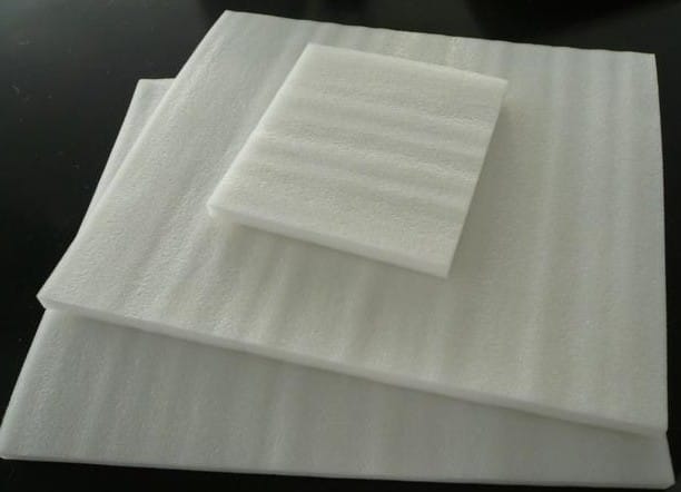 Xốp PE Foam và những điều bạn chưa biết Xốp Foam được ứng dụng làm tấm lót sàn giúp cách nhiệt, chống ẩm