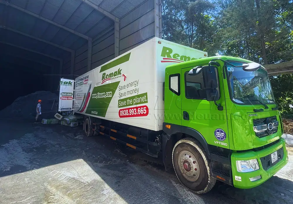 Cách âm phòng Karaoke tại biệt thự Glamour thuộc KĐT Xanh Villas